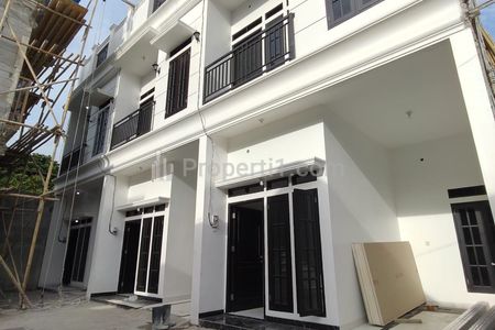 Dijual Rumah Baru Modern Classic di Condet Jakarta Timur