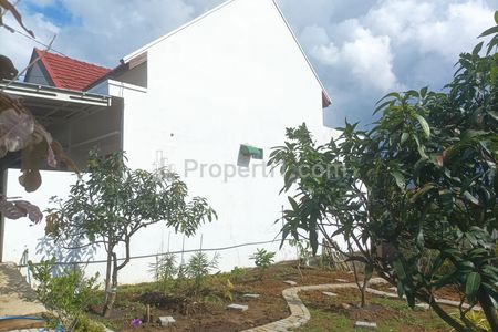 Dijual Rumah Luas di Jalan Purwosenjoto, Kota Batu