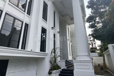 Jual Rumah Baru Sangat Mewah di Perum Graha Family Surabaya