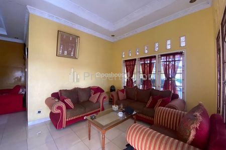 Dijual Rumah Luas di Tanah Baru, Depok