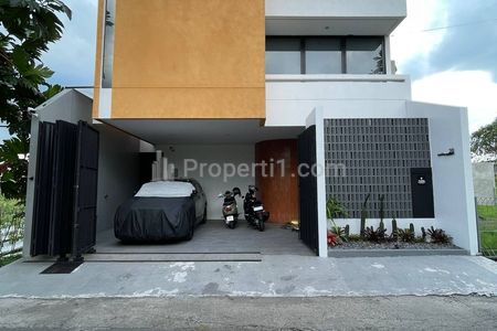 Dijual Rumah Mewah Semi Furnish di Sleman, Dekat SCH Mall