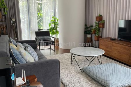 For Lease Apartment Luxurious at Verde 1 Type 3+1 BR Full Modern Furnished - Strategic Location in South Jakarta