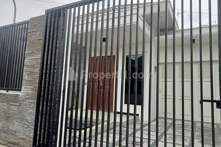 Jual Rumah SHM Siap Huni di Manyar Tirtoyoso Utara Kota Surabaya