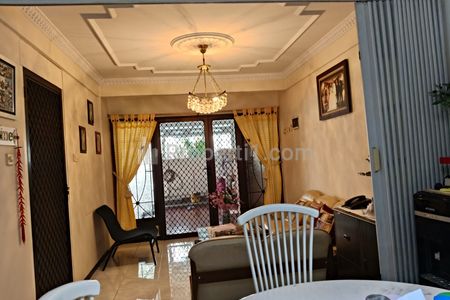 Dijual Rumah Nyaman & Strategis di Taman Pegangsaan Indah, Kelapa Gading, Jakarta Utara