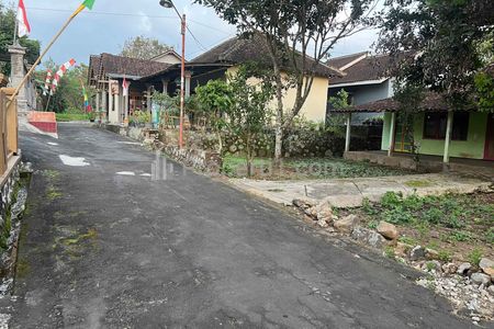 Jual Tanah di Karangpandan Karangnyar Solo Luas 435m2 Bonus Rumah Sederhana