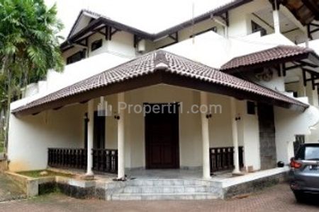 Dijual Rumah Ada Kolam Renang di Cipete Selatan, Jakarta Selatan