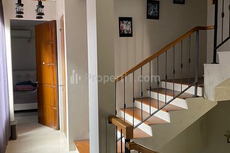 Dijual Rumah Semi Furnished Daerah Pondok Indah - Jakarta Selatan