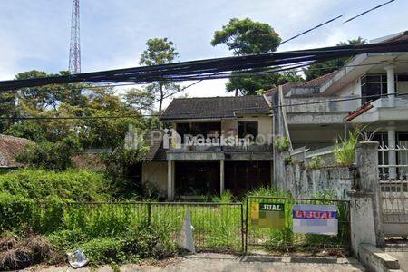 Jual Rumah 1,5 Lantai Strategis di Isola, Kota Bandung