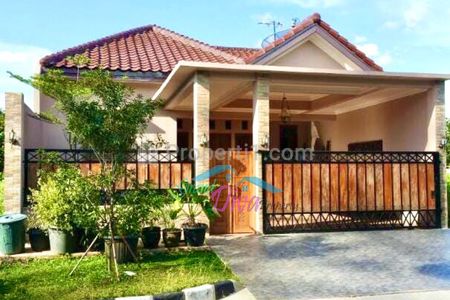 Dijual Rumah di Jalan Dr. Ratna Perumahan Taman Permata Cikunir Bekasi