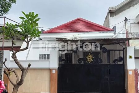 Disewakan Rumah Mewah Strategis di Pakis Tirtosari Surabaya