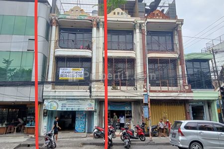 JUAL Ruko PUSAT KOTA SURABAYA PASAR KEMBANG 3,5 Lantai