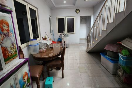 Dijual Rumah Cantik di Perumahan Kota Wisata Coatesville Bogor