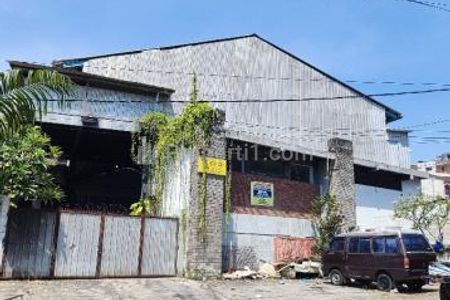 Dijual Gudang Lebar di Gisikdrono, Semarang