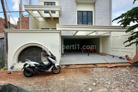 Dijual Rumah Baru 3 Lantai Bergaya Modern di Duren Sawit Jakarta Timur