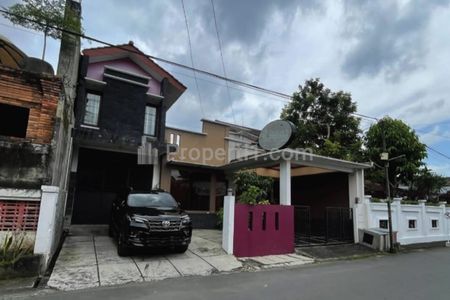 Dijual Tanah Strategis Bonus Bangunan di Jl. Kaliurang Km 5 Yogyakarta Dekat UGM, UNY