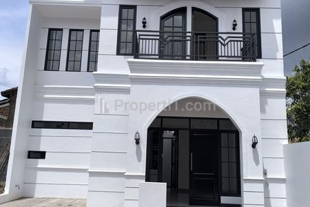 Dijual Rumah Baru 2 Lantai Desain Classic Dekat Kampus UPI Cibiru Bandung Timur