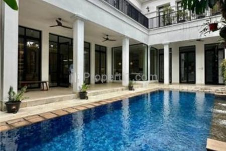 Disewakan Rumah Kebayoran Baru Jakarta Selatan - 5 Kamar FURNISHED, AMERICAN CLASSIC HOUSE