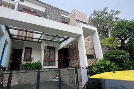 Jual Rumah 4 Kamar Tidur Dalam Townhouse, Lokasi di Cipete Jakarta Selatan