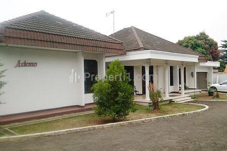 Rumah Dijual di Cipinang Muara Jakarta Timur Dekat Mall Cipinang Indah, RS PON Pusat Otak Nasional, Stasiun Kereta Cepat Halim
