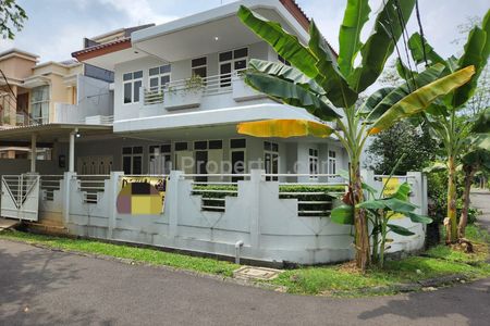 Jual Cepat Rumah SHM Huk 4BR Luas 219 m2 Bangunan 200 m2, di Pondok Indah, Kebayoran Lama, Jakarta Selatan