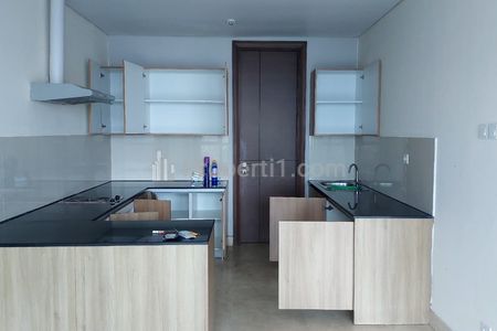 Dijual Apartemen The Windsor Puri 3+1 BR Furnish