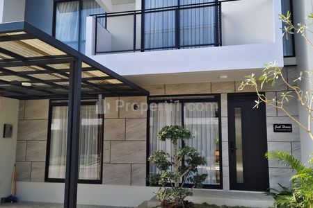 Dijual Rumah Villa Cantik Full Furnished Siap Huni di Kota Baru Parahyangan Bandung Barat !!