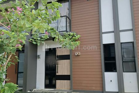 Disewakan Rumah Cendana Peak 5 Type 3 Lippo Village Utara, Tangerang