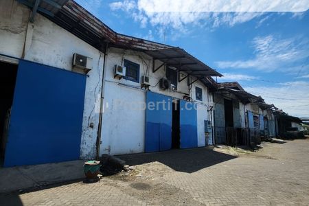 Dijual Gudang 594 m2 di Margomulyo Permai, Greges, Asemrowo, Surabaya - SHM - Ada Ruang Kantor - Akses Truk Kontainer