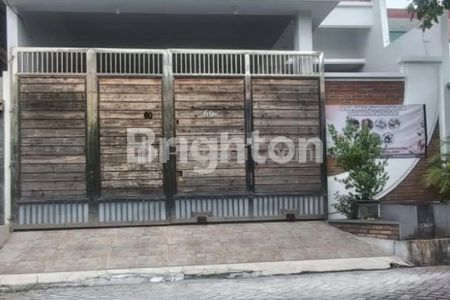 Dijual Rumah 2 Lantai di Barata Jaya Surabaya