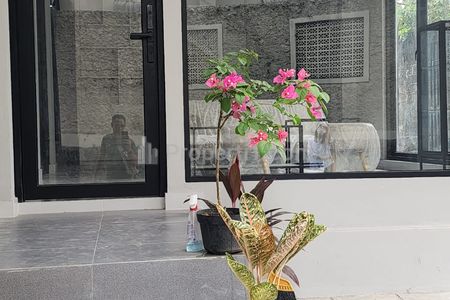 Jual Kost Exclusive Baru Dekat Sekali Kampus UII Jalan Kaliurang, Lokasi Berada di Utara Pintu Masuk Gerbang Kampus UII
