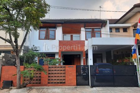 Dijual Rumah SHM di Jalan Kudus, Kota Bandung