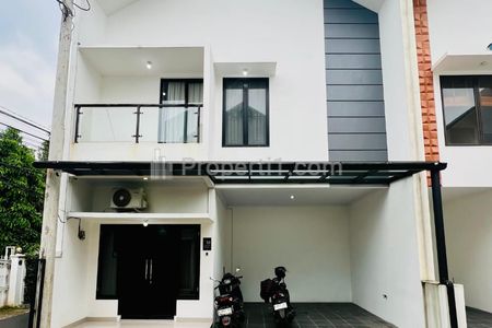 Dijual Rumah 2 Lantai Full Furnished di Cilandak, Jaksel