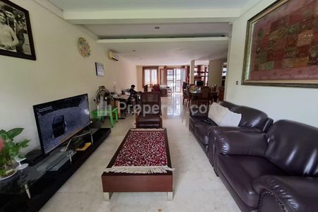 Dijual Rumah Dalam Kompleks di Lebak Bulus, Jakarta Selatan
