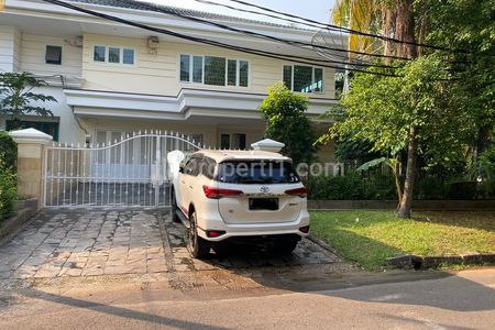 Disewakan Rumah Mewah di Sunter Agung Podomoro, Sunter Agung, Tanjung Priok, Jakarta Utara