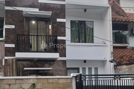 Dijual Rumah Bagus di Jalan Babatan Pratama, Surabaya Barat