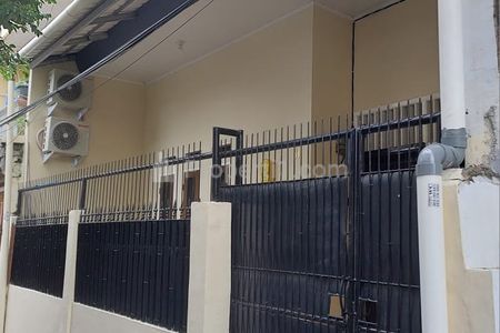Disewakan Rumah di Gang Manggis Tanjung Duren Jakarta Barat