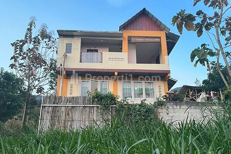 Jual Villa Mini Bangunan Baru View Kota Bandung Dekat Dengan Tujuan Wisata Water Park dan Curug di Cilengkrang Bandung