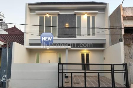 Dijual Rumah 2 Tingkat di Purimas Gunung Anyar Surabaya Timur