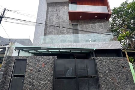 Jual Kost Aktif Tengah Kota Lokasi di Pacar Kembang Surabaya