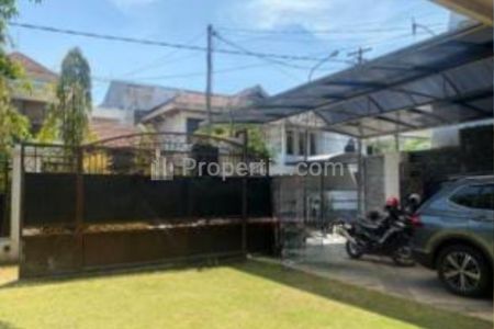 Dijual Rumah Luas di Kertajaya Indah, Surabaya