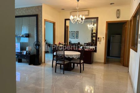 Jual Apartemen Senayan Residence - 3+1 Bedroom Fully Furnished Lokasi Strategis Dekat GBK