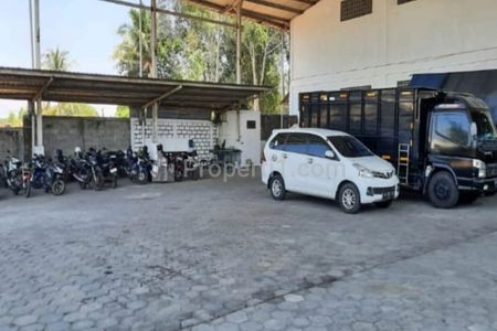 Jual Gudang Industri Eksklusif 2 Lantai - Lokasi Strategis di Sleman Barat Yogyakarta, Kesempatan Terbatas, Harga Spesial, Turun Drastis