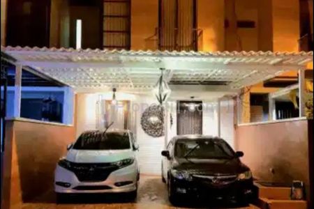 Dijual Rumah 2 Lantai di Pantai Mentari, Surabaya