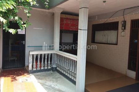 Dijual Rumah Berikut Kontrakan dan Tanah Kosong Area Pasar Rebo, Jakarta Timur