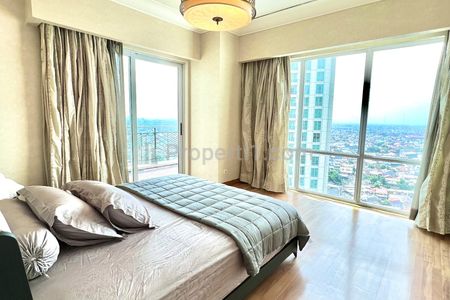 Disewakan Apartment Pakubuwono Residence Tower Cottonwood High Floor Type 2+1 BR dengan Luas 177 m2 Full Furnished Siap Huni