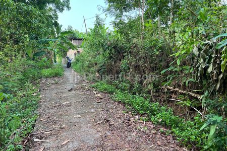Jual Tanah 1355m² 300 Juta di Utara Pasar Matesih Karanganyar