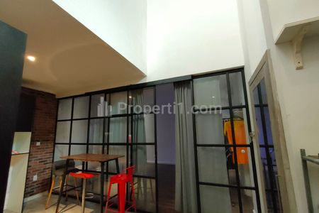 Sewa Rumah Asri Sejuk Futuristic di Lebak Bulus, Cilandak, Jakarta Selatan