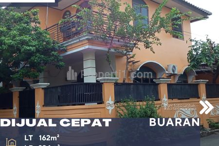 Dijual Rumah Dalam Komplek Posisi Hoek di Buaran Jakarta Timur