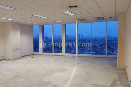 Dijual Kantor Exclusive di 18 Office Park, Area TB Simatupang, Jakarta Selatan
