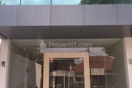 Dijual Ruko 4.5 Lantai Strategis di Soleh Ali Tangerang